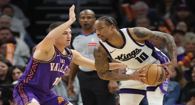 First quarter of Sacramanto kings and Phoenix suns match